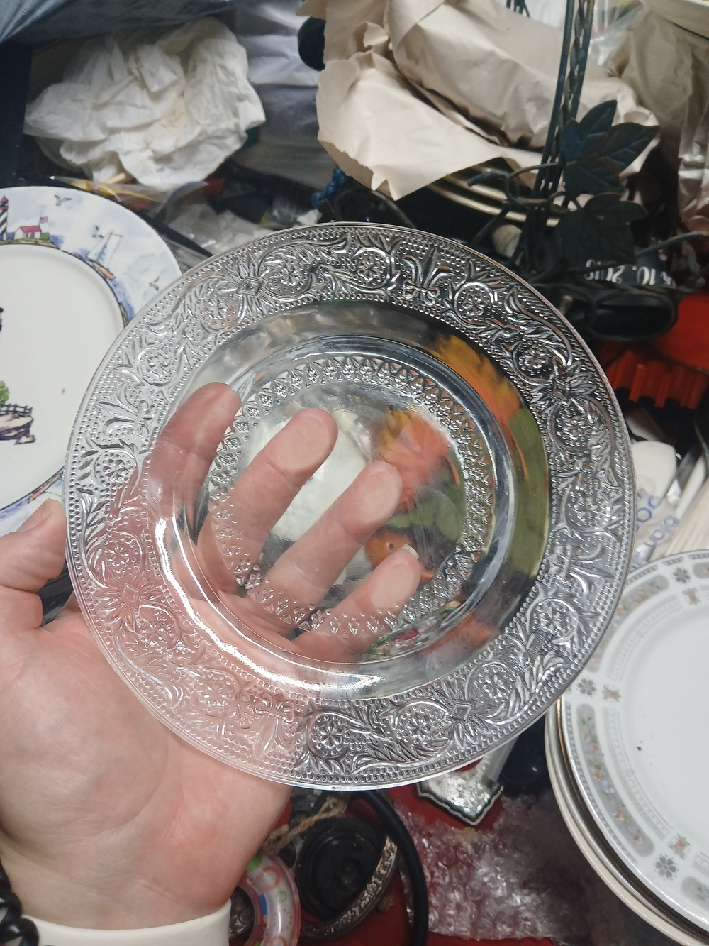 KIG Malaysia clear pressed glass plates featuring a fleur-de-lis and trellis pat